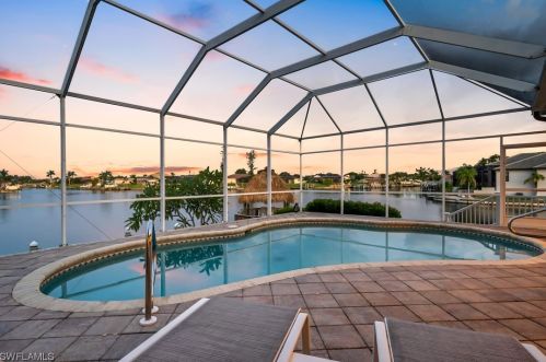1621 10th Ave, Cape Coral, FL 33909-5326
