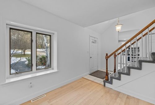 17 Atherton Ln, Amherst NH  03031-3064 exterior