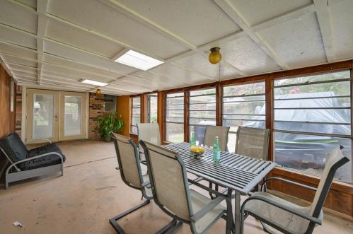 6128 Walraven Cir, Fort Worth TX  76133-2744 exterior