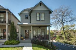 701 Chesterfield Way, Nashville, TN 37212-4031