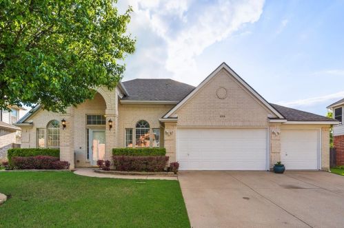 8316 Rock Canyon Ct, Fort Worth, TX 76123-1888