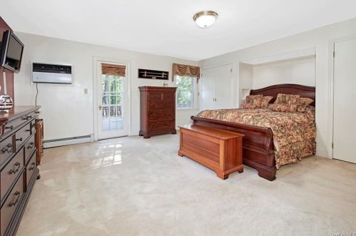 282 Ridgeway, White Plains NY  10605-4113 exterior