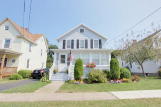 75 Oak St, Geneva, NY 14456-1661