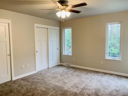 127 Stone Castle Dr, Fond Du Lac WI  54935 exterior