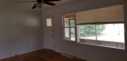 712 New York Ave, Deland FL  32720-5255 exterior