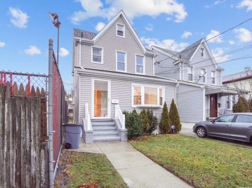 137-34 249th St, Jamaica, NY 11422-1856