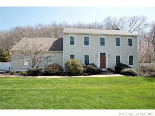 35 Beechwood Rd, Branford CT  06405-3200 exterior
