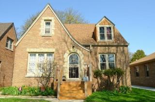 5544 Brooklyn Pl, Milwaukee, WI 53216-3137