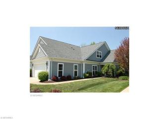 5237 Spruce Pointe Ln, Brunswick, OH 44212-6236