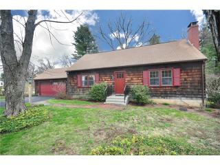 3 Evangeline Pl, Granby, CT 06035-2021