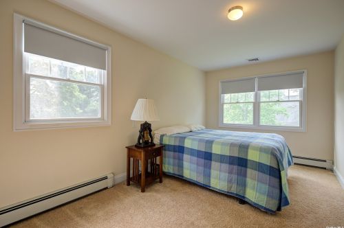 312 5th St, Elwood NY  11731-2815 exterior