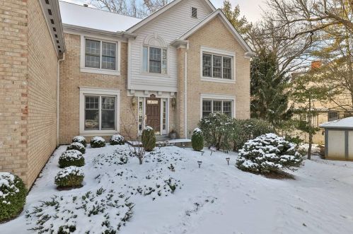 4031 Clifton Ridge Dr, Cincinnati, OH 45220-1150
