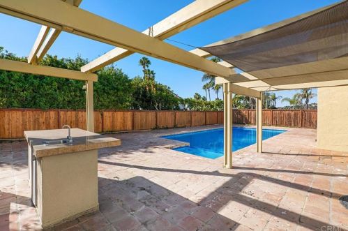 3205 La Costa Ave, Carlsbad CA  92009-7709 exterior