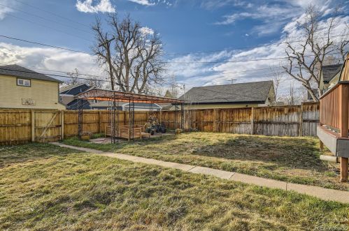 1551 Ogden St, Denver CO 80210-4134 exterior