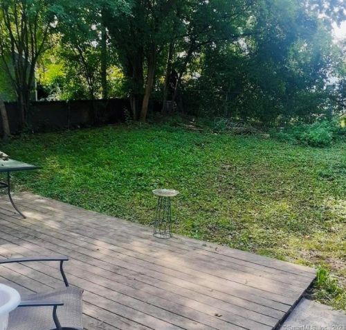 90 Skipper St, New Britain CT  06053-1612 exterior