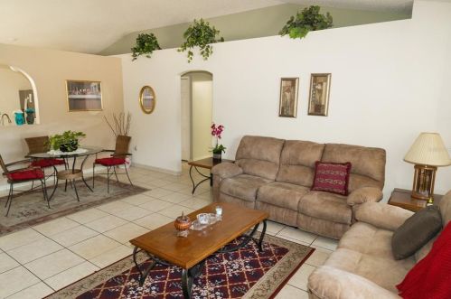 130 Courtland Blvd, Deltona, FL 32738-2246