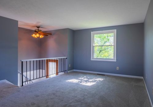 3647 Christopher Pl, Darbydale OH  43123-2427 exterior