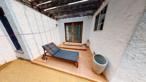 15560 Leadwell St, Van Nuys CA 91406-3110 exterior