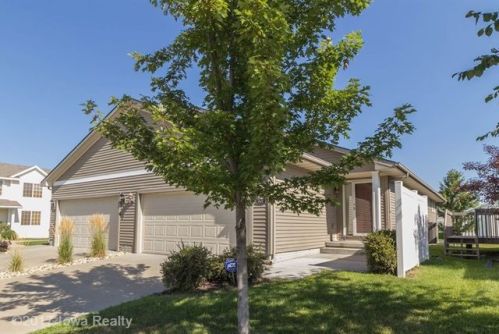 10037 Agate Ln, Camp Dodge, IA 50131-2454