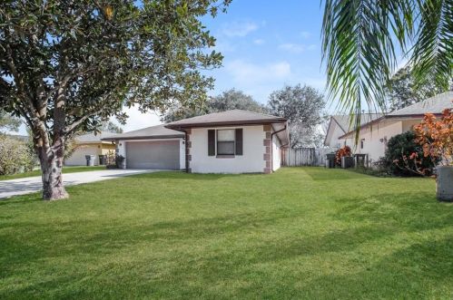 104 Lake Daisy Ter, Winter Haven FL  33884-2642 exterior