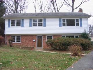 2602 Kirklyn St, Falls Church VA  22043-3329 exterior