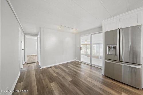 738 Lark Dr, Sebastian FL  32976-7224 exterior