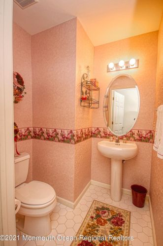 27 Valley Stream Ln, Lakewood NJ  08701-5746 exterior