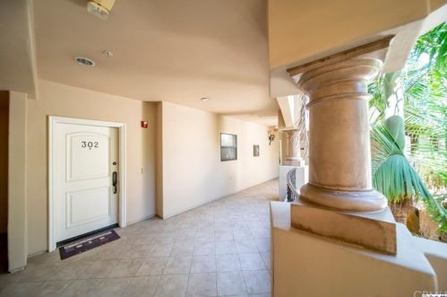 10618 Woodbridge St, North Hollywood, CA 91602-4502