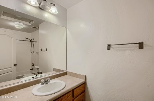 1305 Pryor Rd, San Tan Valley AZ  85140-4435 exterior