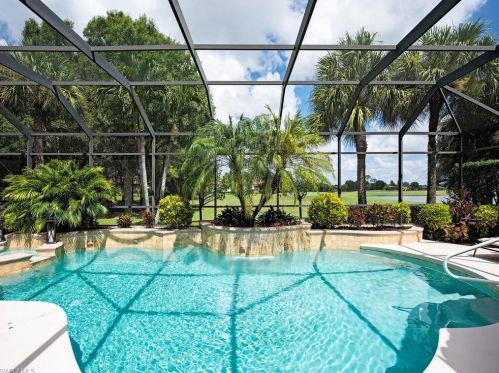 8977 Mustang Island Cir, Naples, FL 34113-1648