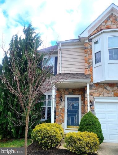 177 Rittenhouse Dr, West Deptford, NJ 08096-5111