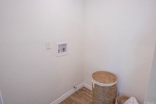55 Center St, Redlands CA  92373-5132 exterior