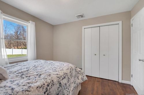 19 Seneca Rd, Wallingford CT  06492-2817 exterior