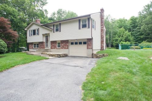 94 Purgatory Rd, Sutton, MA 01590-2803