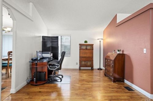 33278 Hidden Holw Dr, Wildomar CA exterior