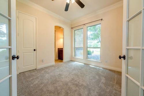 4004 Rothschild Dr, Lewisville TX  75022-5339 exterior