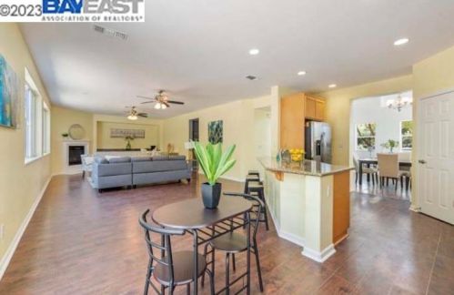 1015 Lucio St, Manteca CA  95336 exterior