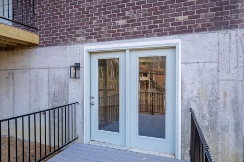 450 Pickett Dr, Covington KY  41011-1861 exterior