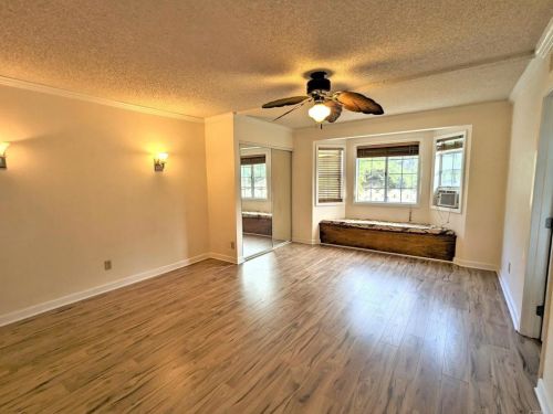 2336 Fallingleaf Rd, Oceanside CA  92056-3532 exterior