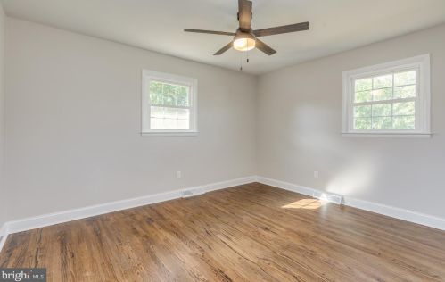 2423 Branch Pike, Riverton NJ  08077-4262 exterior