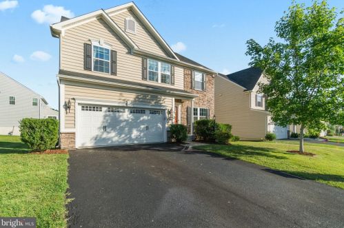 3 Clear Spring Ln, Fredericksburg, VA 22405-2696