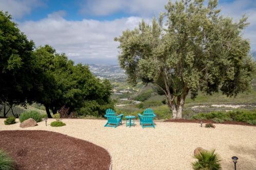 25937 Colt Ln, Tassajara Hot Springs, CA 93924-9204