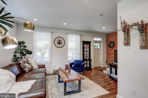 354 New Holland Ave, Lancaster PA  17602-2301 exterior