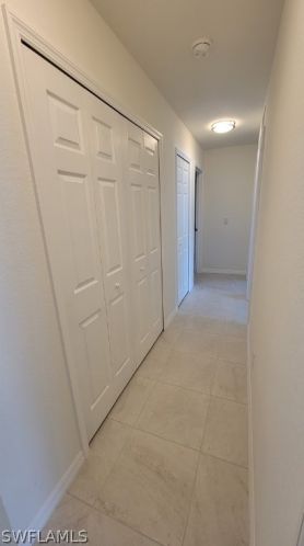 902 11th Pl, Cape Coral FL  33991-2456 exterior