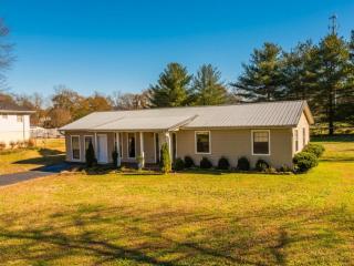 7319 Sterling Rd, Hixson, TN 37343-2434