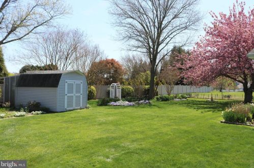 30915 Edgewood Dr, Lewes, DE 19958-3835