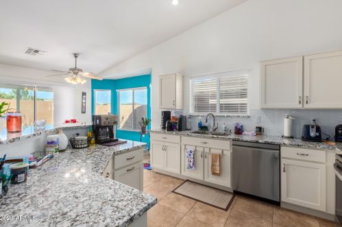 17508 Caribbean Ln, Sun City, AZ 85388-7732