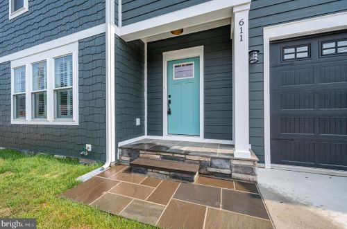 611 Kenmore Ave, Fredericksburg VA  22401-5722 exterior