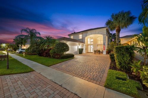 147 Via Condado Way, West Palm Beach, FL 33418-1703