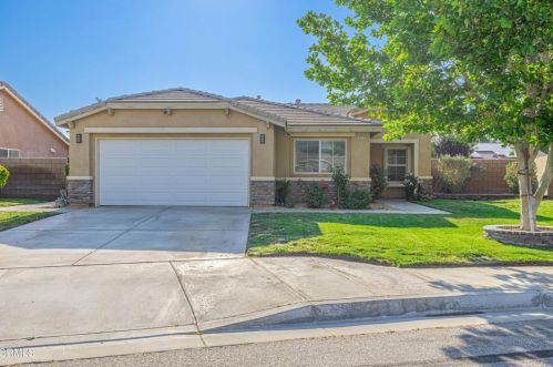 45712 Parkview Ln, Lancaster, CA 93535-1448